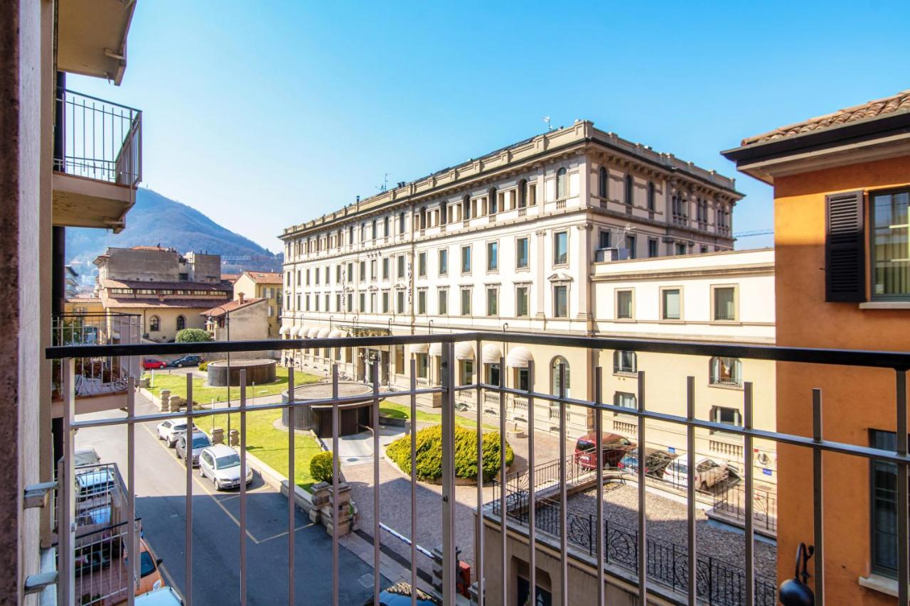 Piazza Roma - The House Of Travelers Como Exterior foto