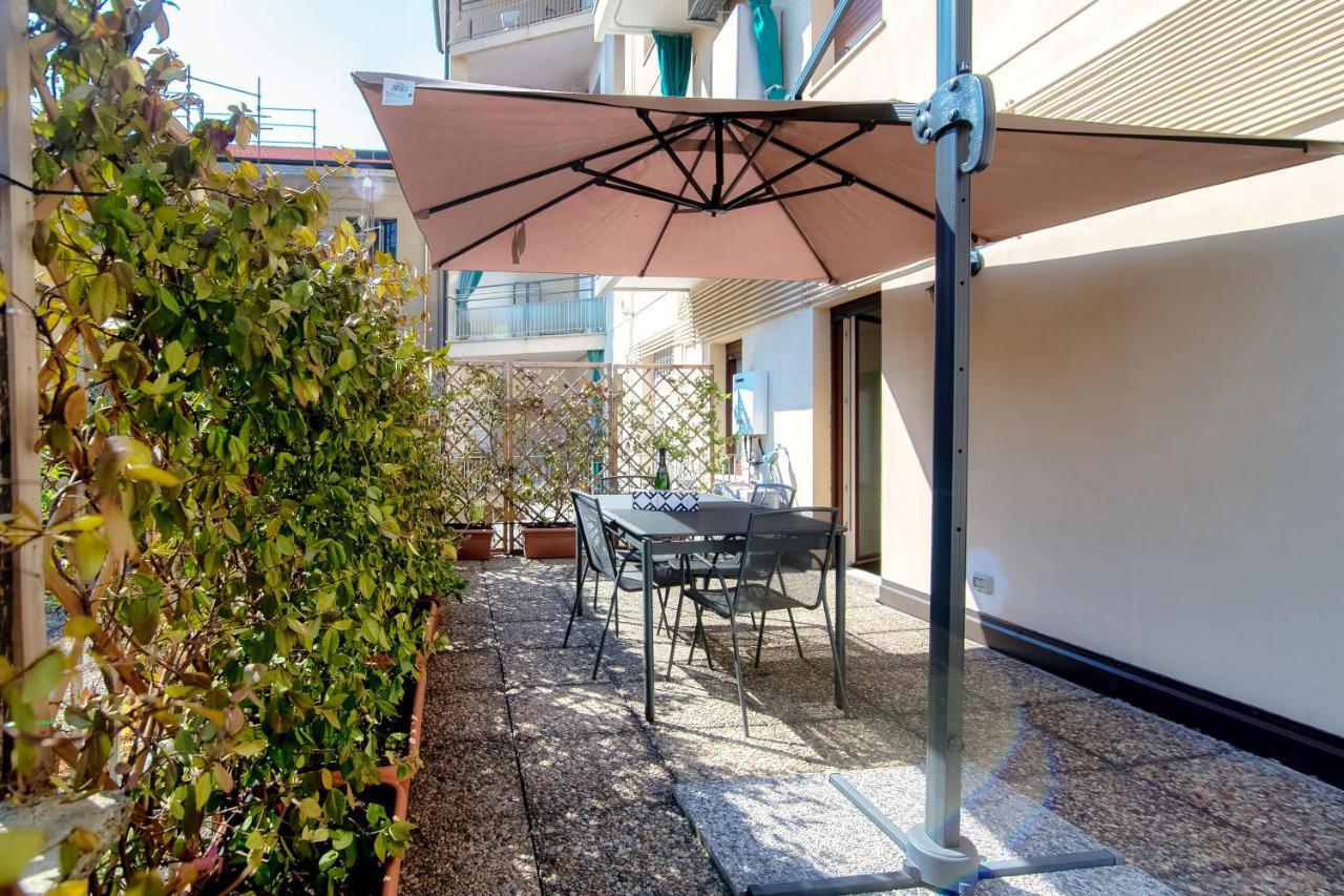 Piazza Roma - The House Of Travelers Como Exterior foto